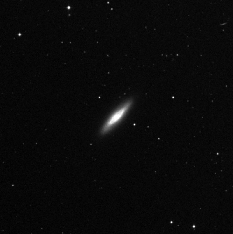 NGC 4220 - Zoom