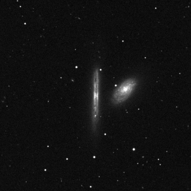 Galaxia de la Llama de la Vela - Zoom