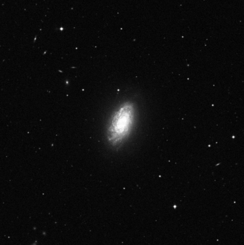 Galaxia Floculenta - Zoom