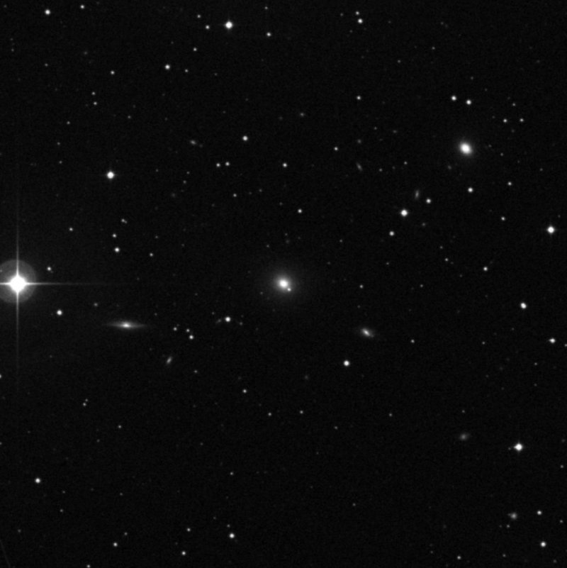 IC 989 - Zoom