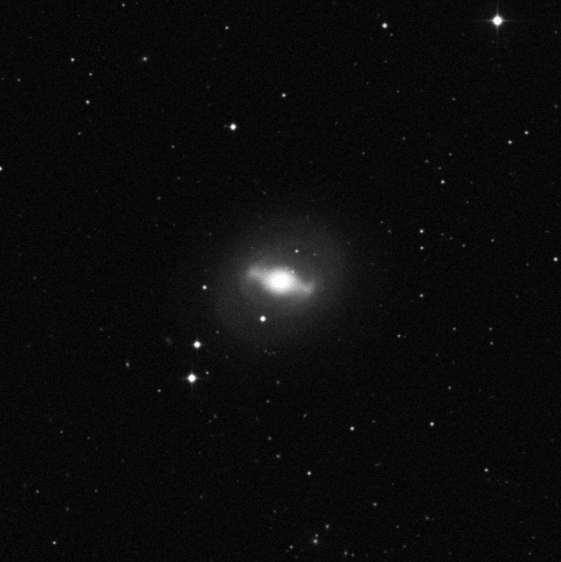 NGC 4596 - Zoom