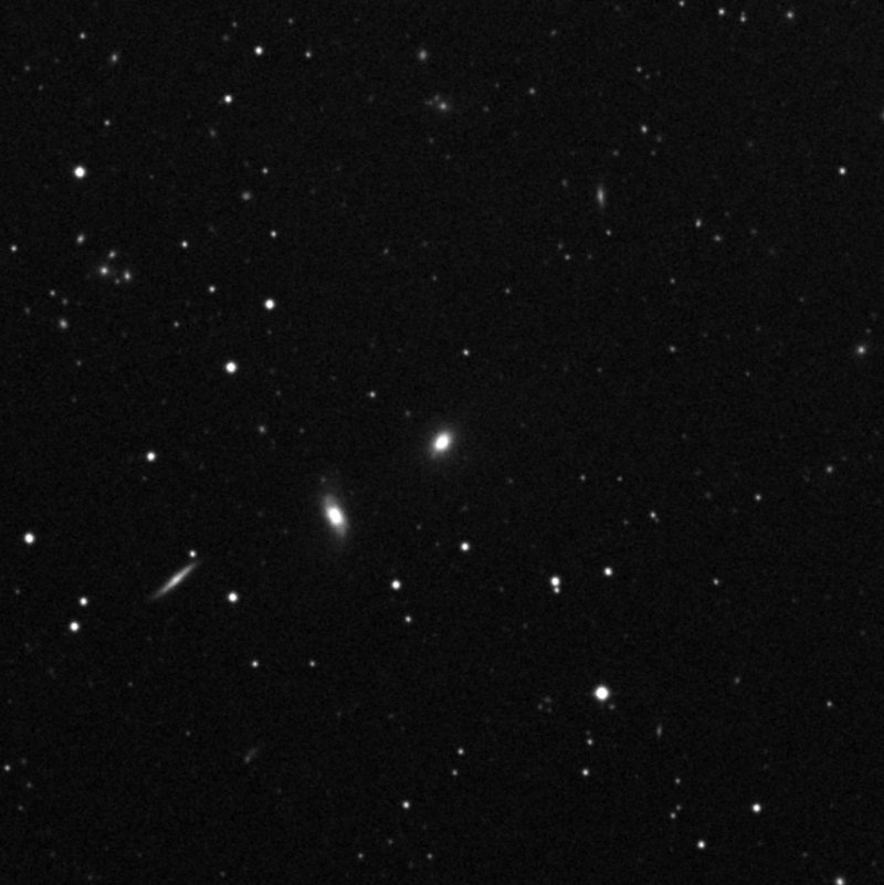 IC 999 - Zoom