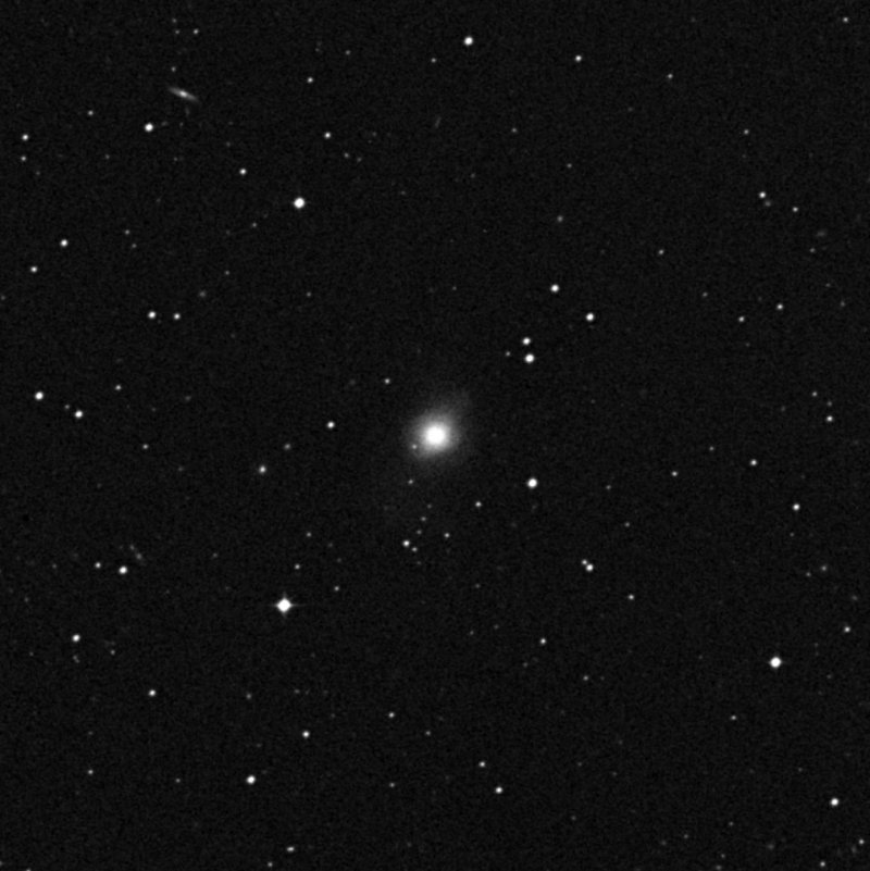 NGC 4671 - Zoom