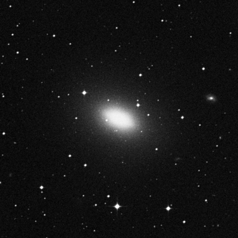 Galaxia del Huevo - Zoom