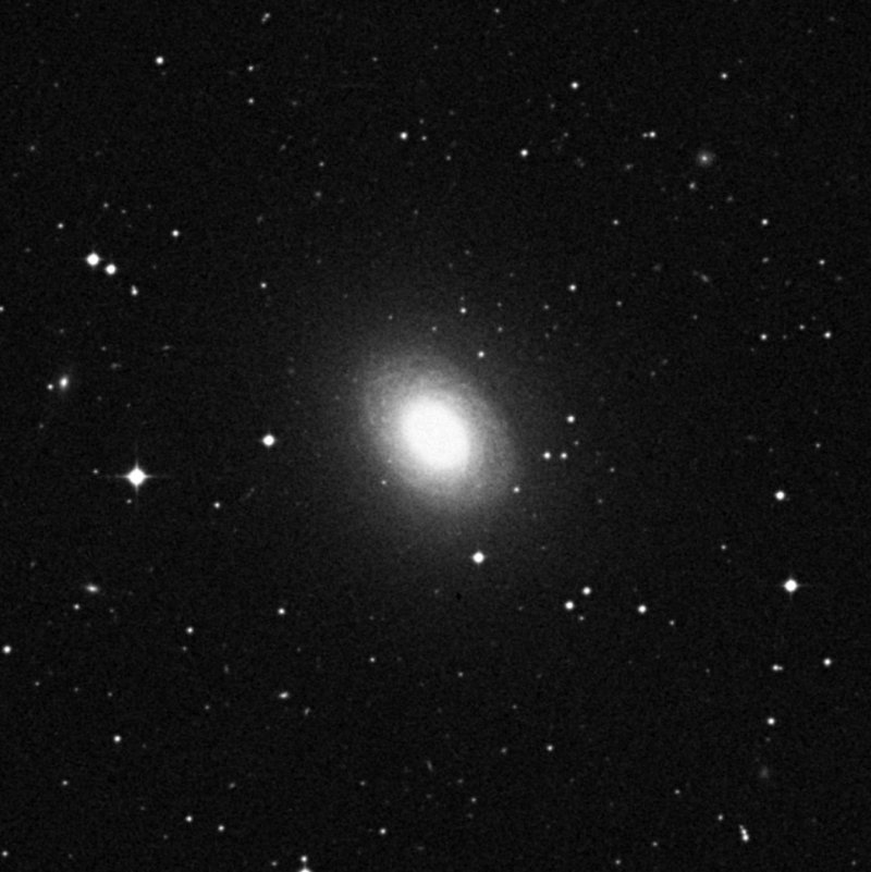 NGC 4699 - Zoom