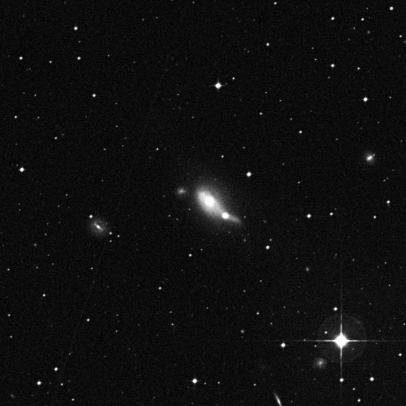 NGC 4933 - Zoom