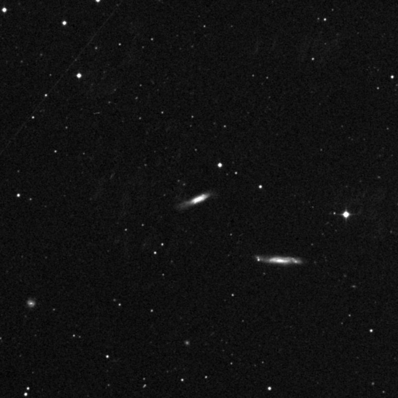 IC 1045 - Zoom