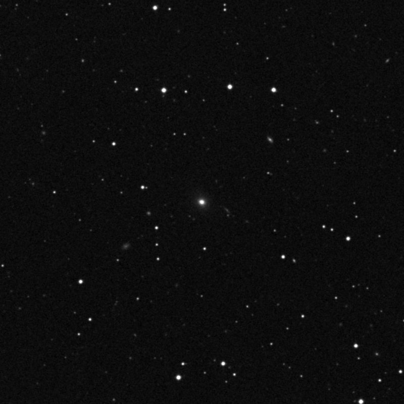 IC 1051 - Zoom