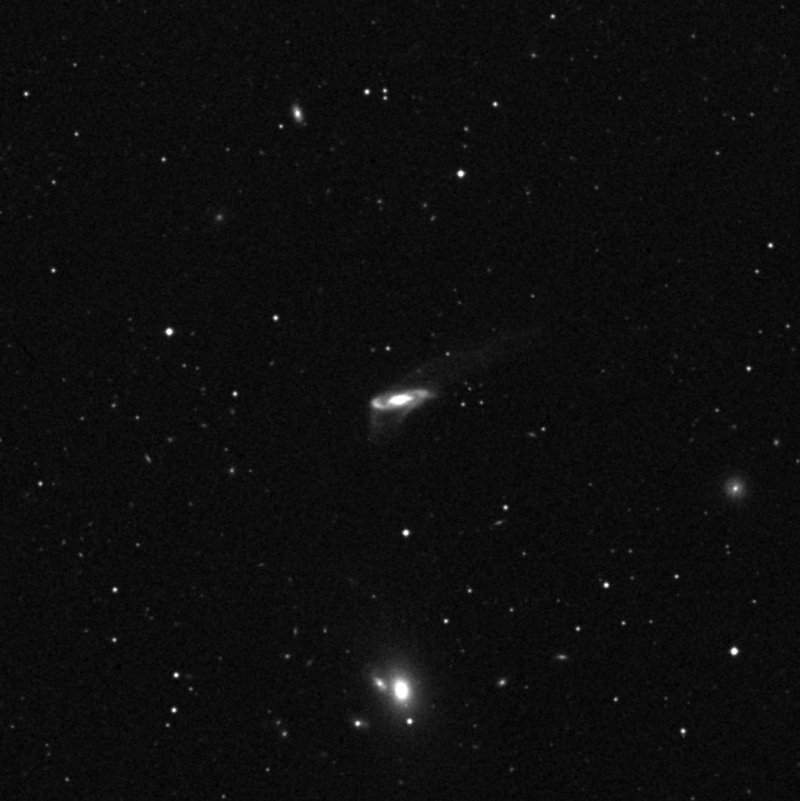 NGC 5221 - Zoom