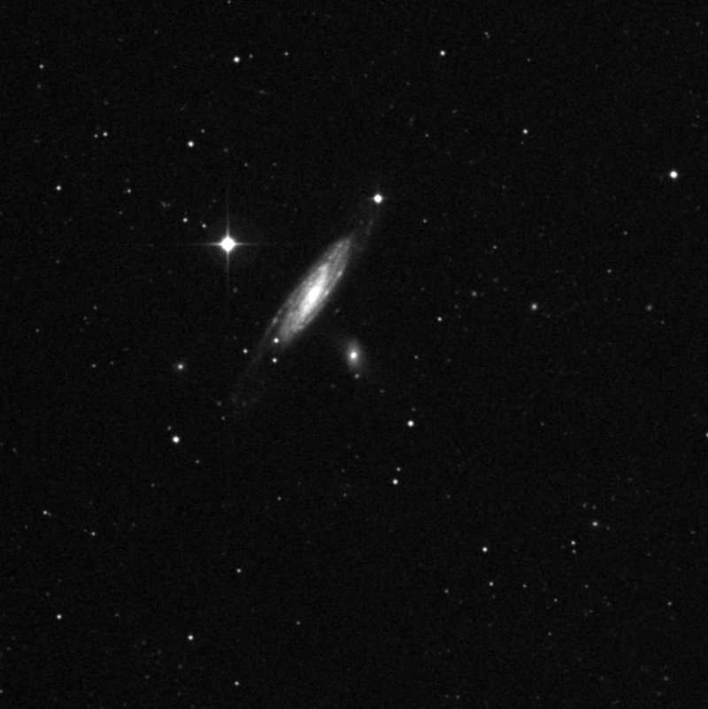 NGC 5296 - Zoom