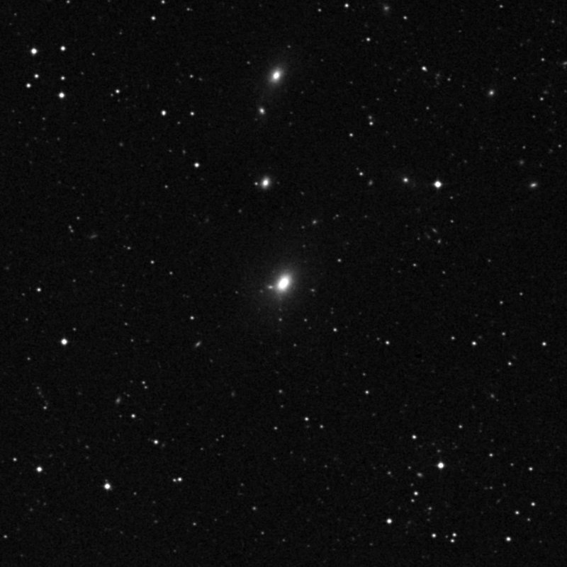 IC 1071 - Zoom