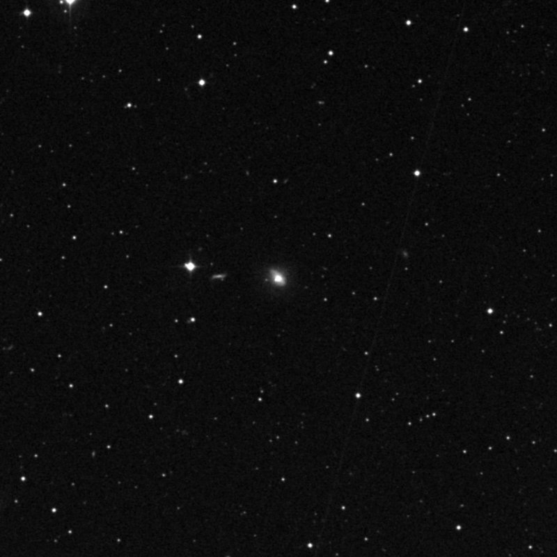 IC 1082 - Zoom