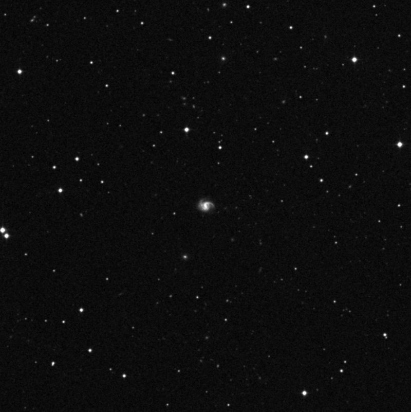 IC 1083 - Zoom