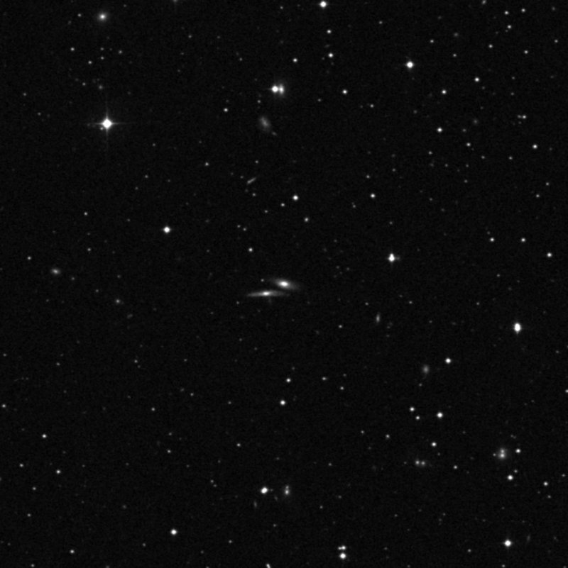 IC 1087 - Zoom