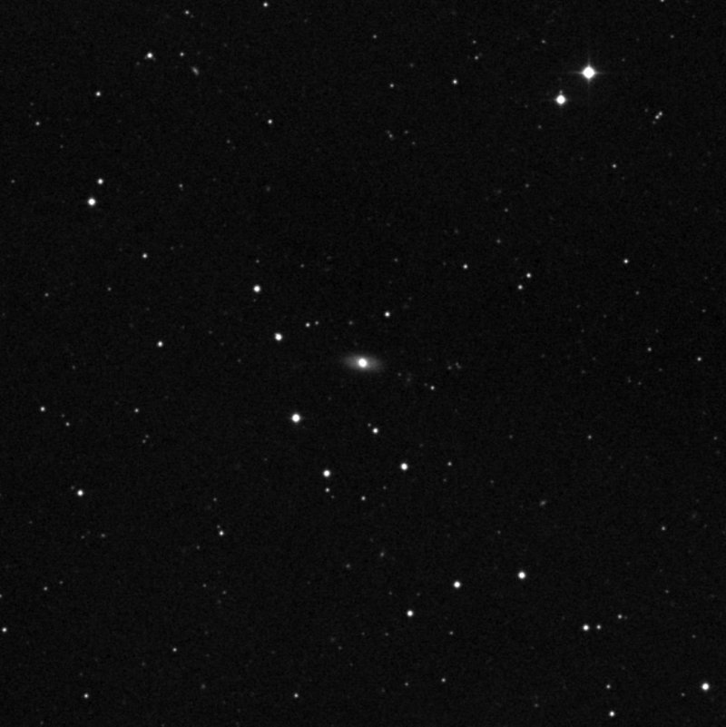 NGC 5563 - Zoom