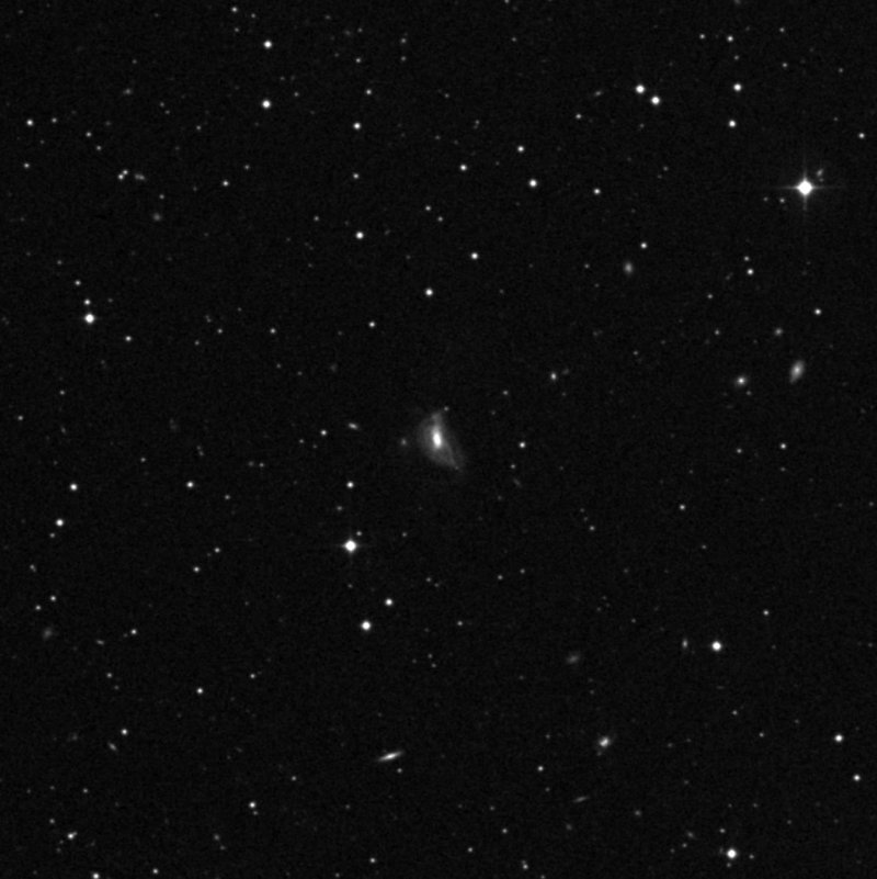IC 1102 - Zoom
