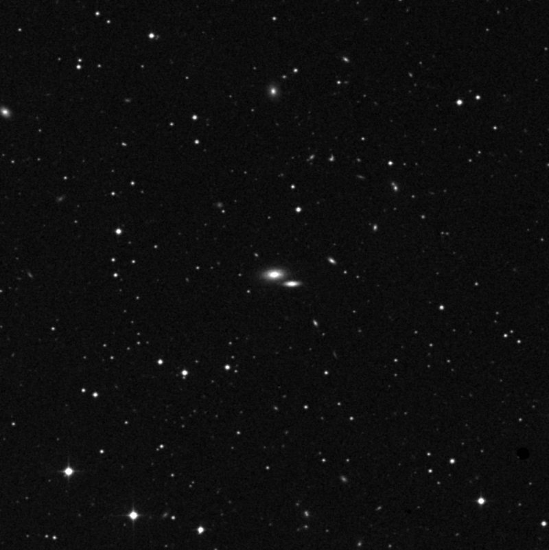 IC 1105 - Zoom