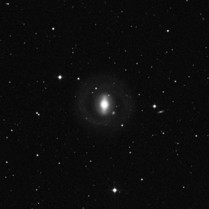 NGC 5701 - Zoom