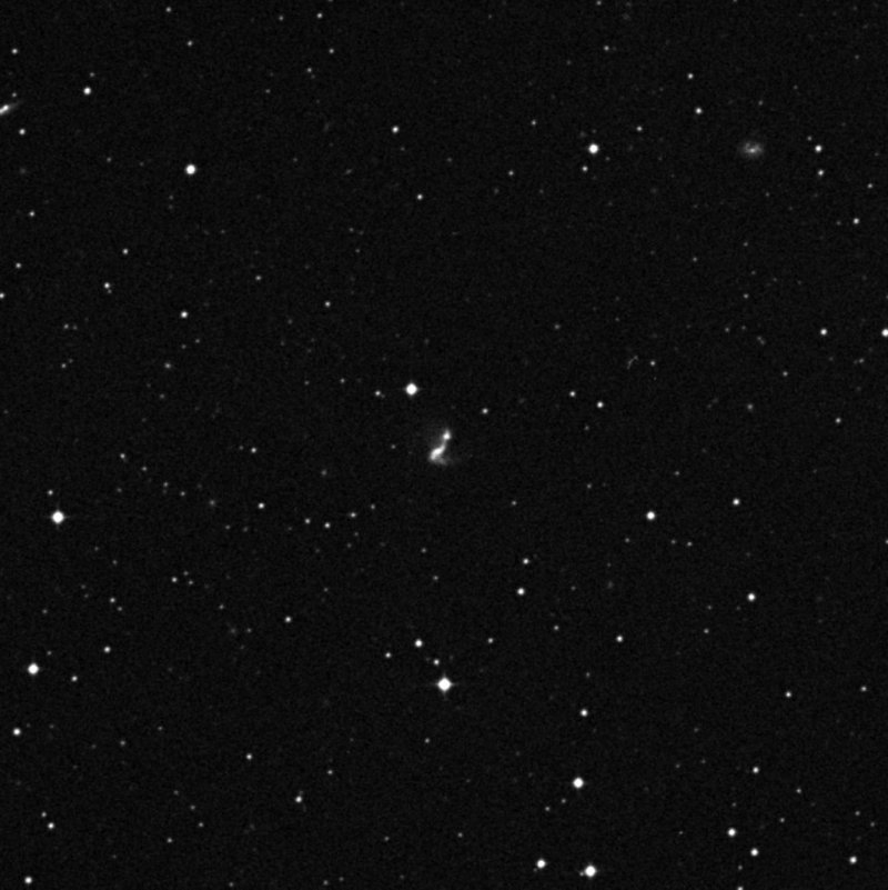 IC 1119 - Zoom