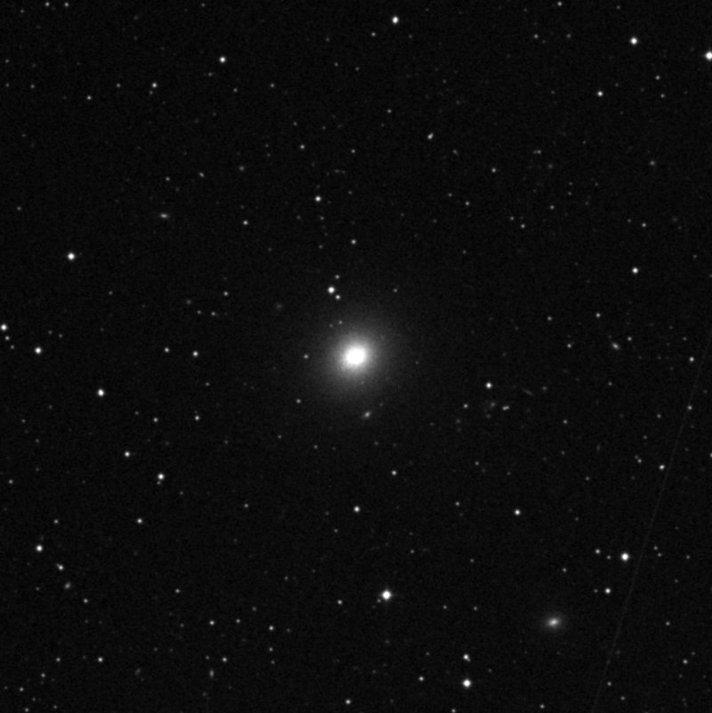 NGC 5831 - Zoom