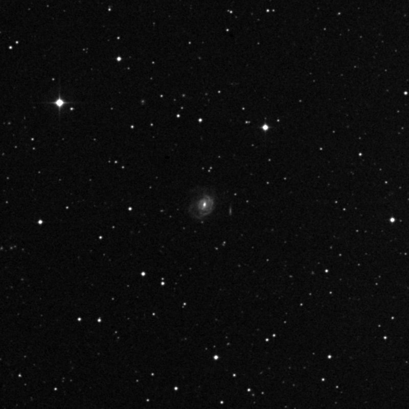 IC 1142 - Zoom