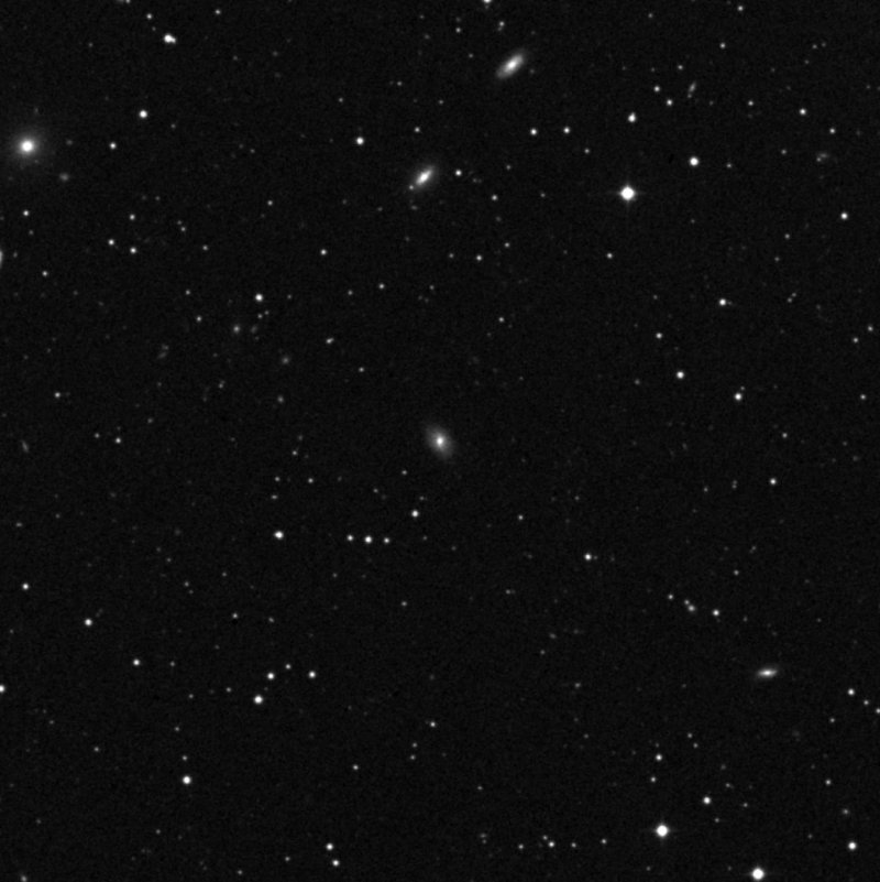 IC 1159 - Zoom