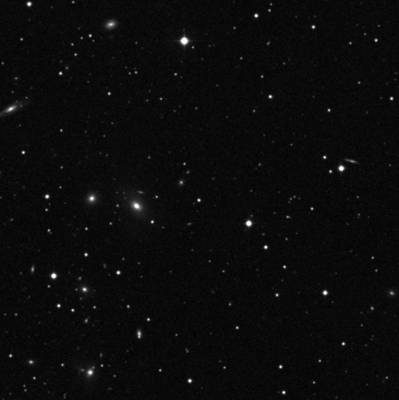 IC 1175 - Zoom