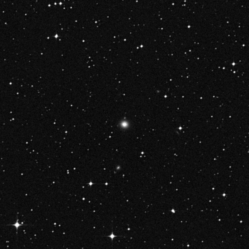 IC 1213 - Zoom