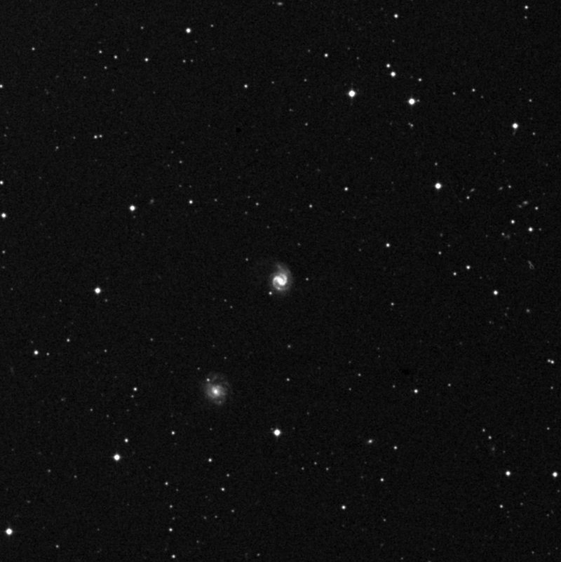 IC 1215 - Zoom