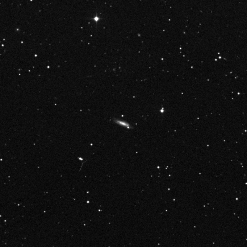 IC 1225 - Zoom