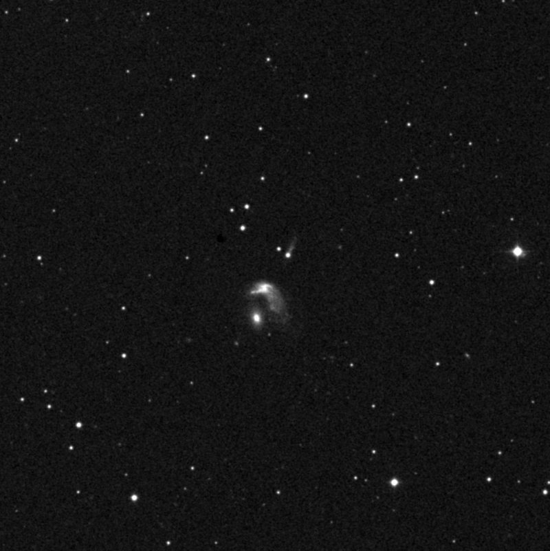 Arp 142 - Zoom