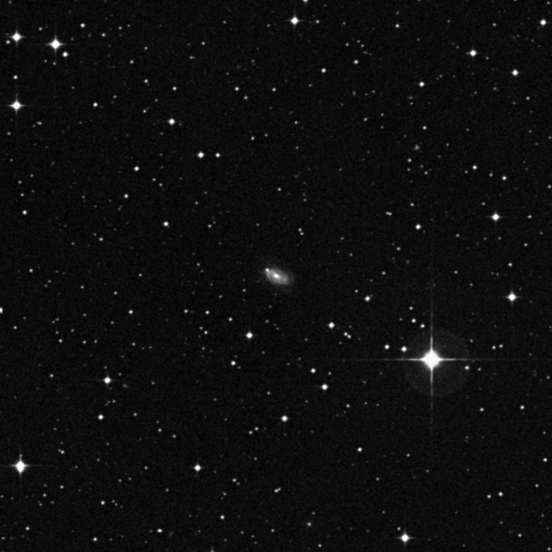 IC 1332 - Zoom