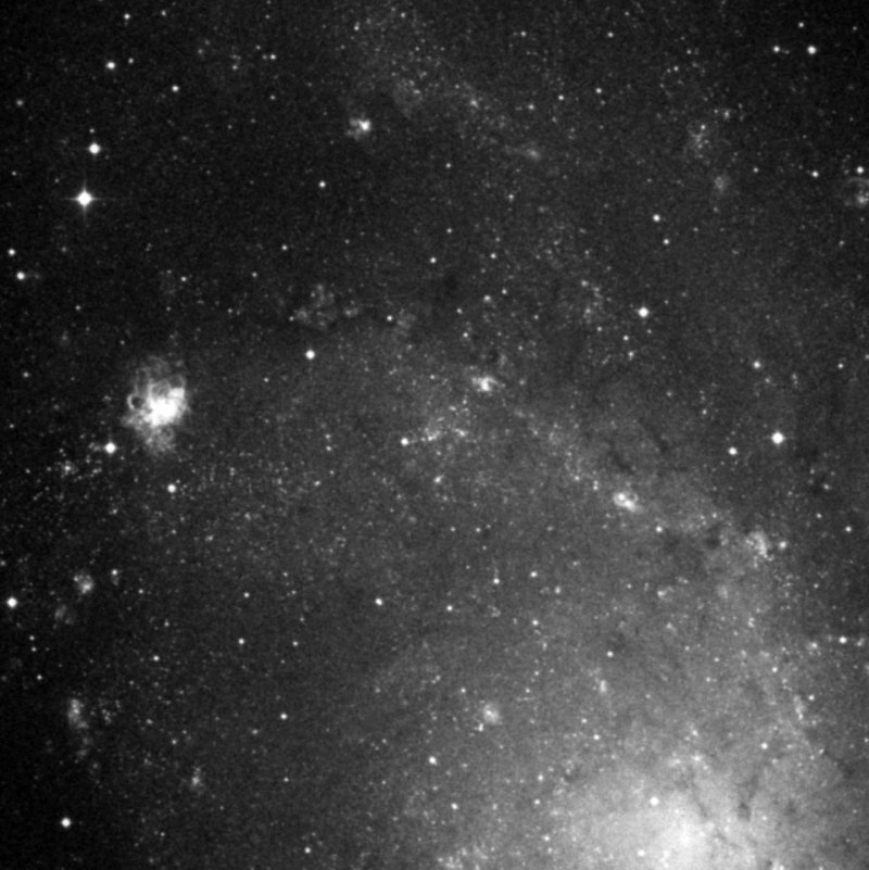 IC 143 - Zoom
