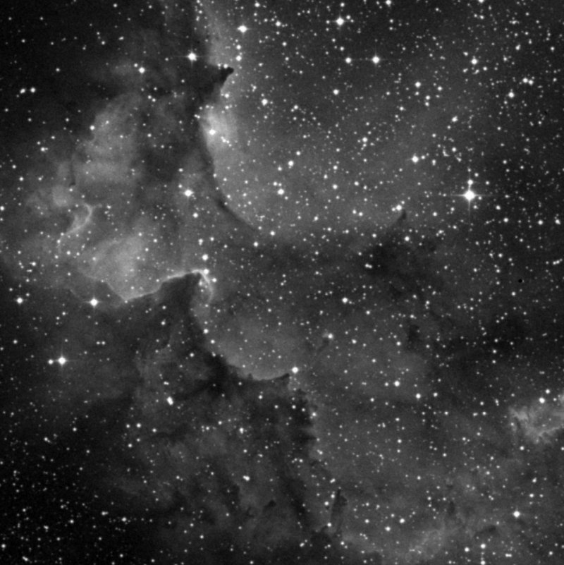 Sharpless 2-142, Sh2-142 - Zoom