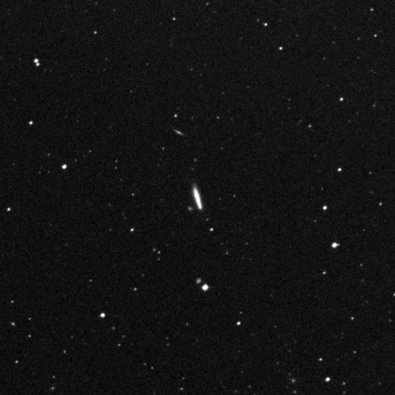 IC 1553 - Zoom