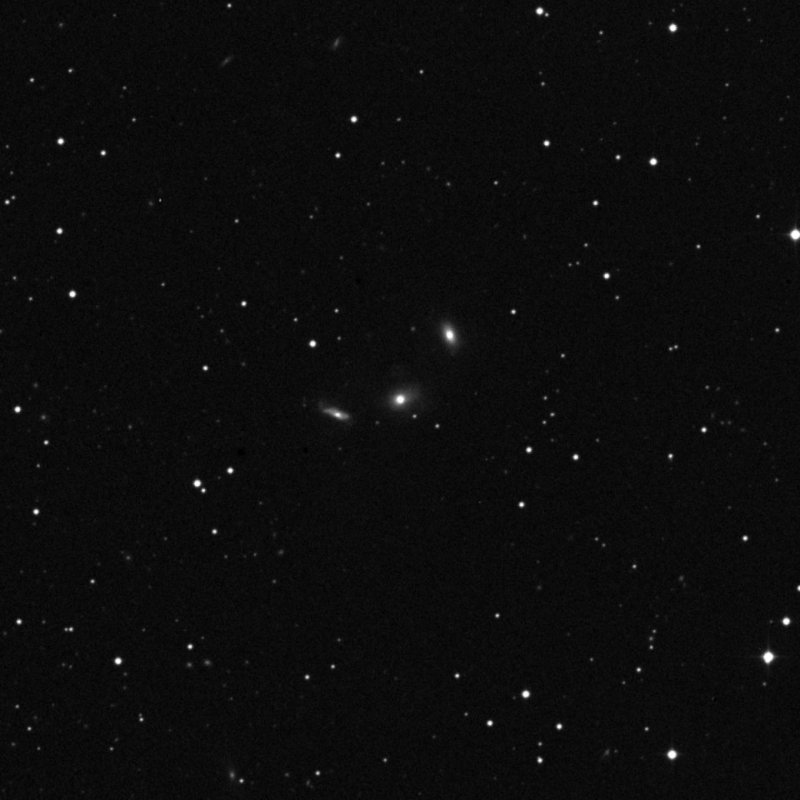 IC 1585 - Zoom
