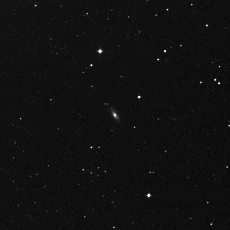 IC 1587 - Zoom