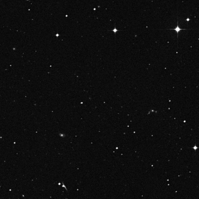 IC 1604 - Zoom