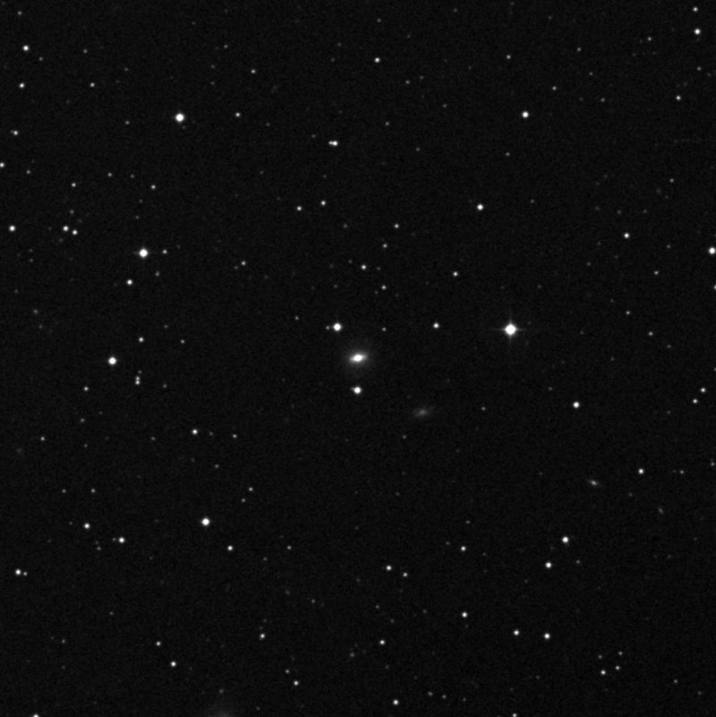 IC 1619 - Zoom