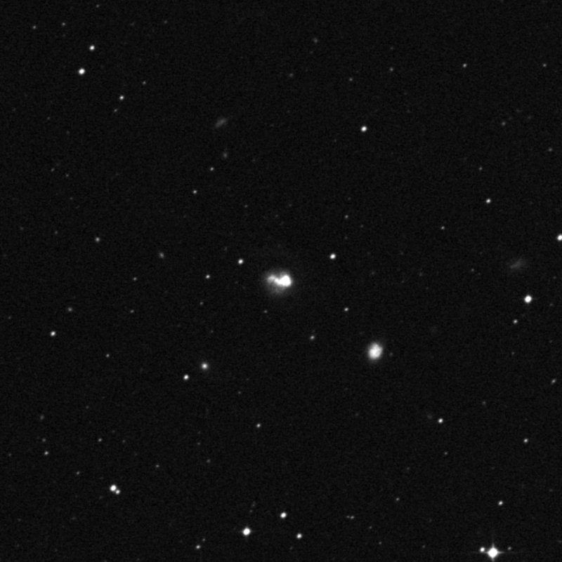 IC 1623 - Zoom