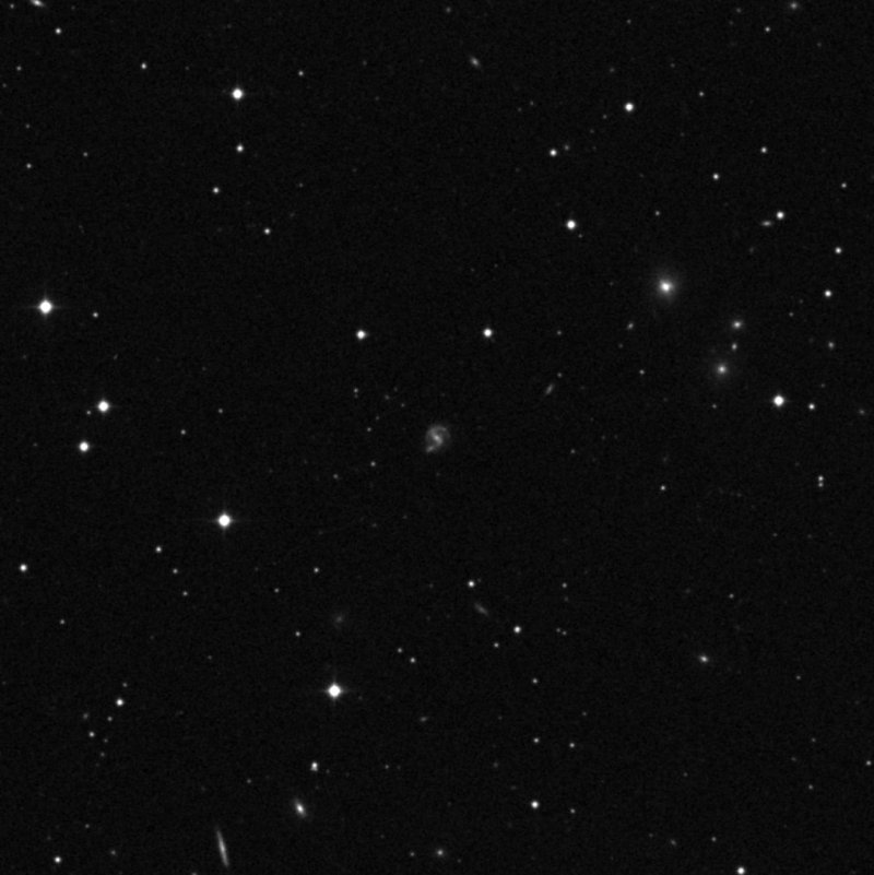 IC 1646 - Zoom