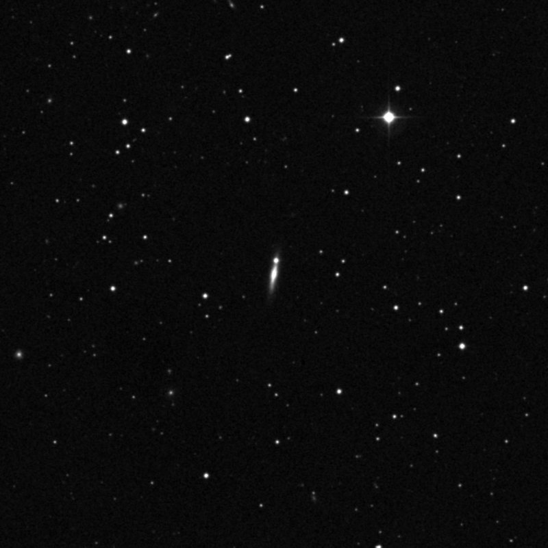 IC 1652 - Zoom
