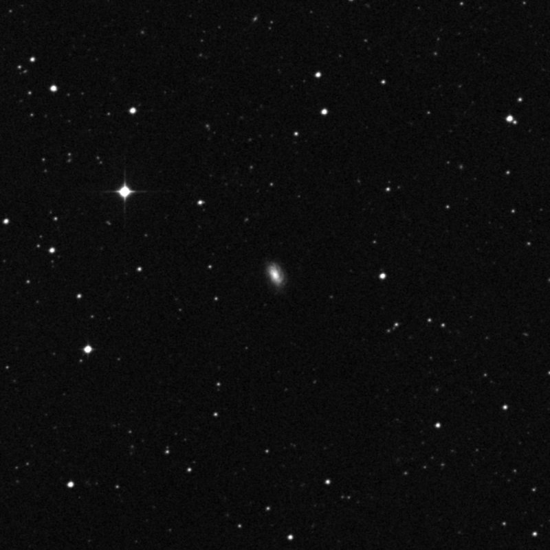 IC 1674 - Zoom