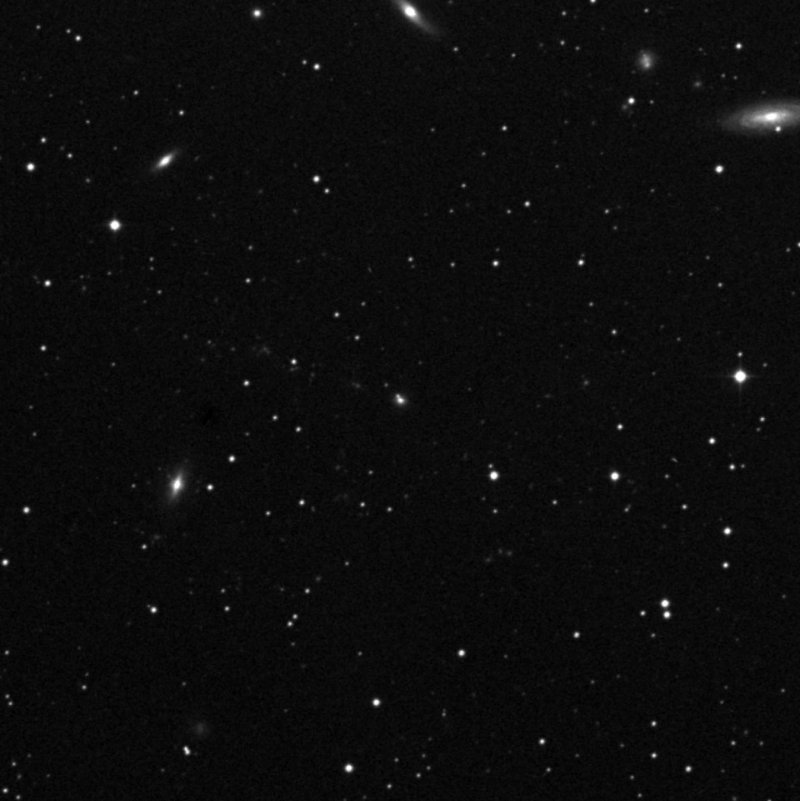IC 1688 - Zoom