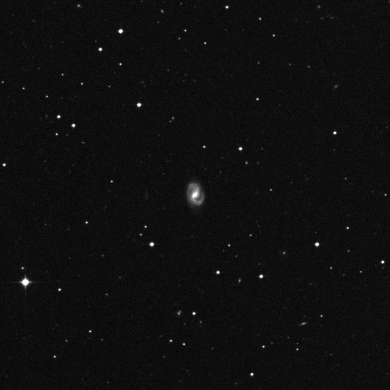 IC 1728 - Zoom