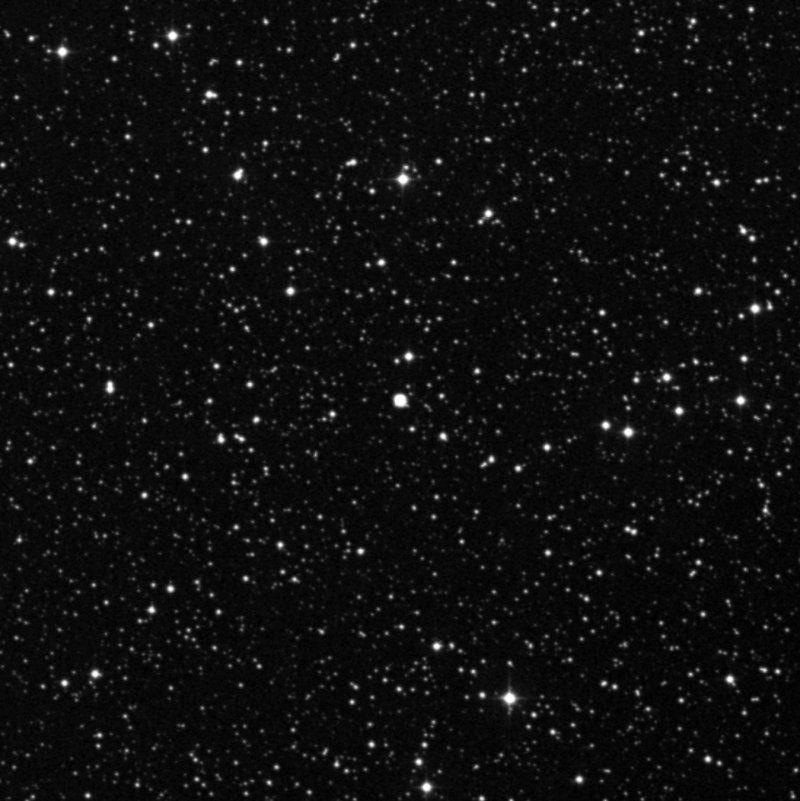 IC 1747 - Zoom