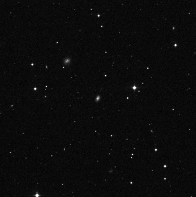 IC 1786 - Zoom