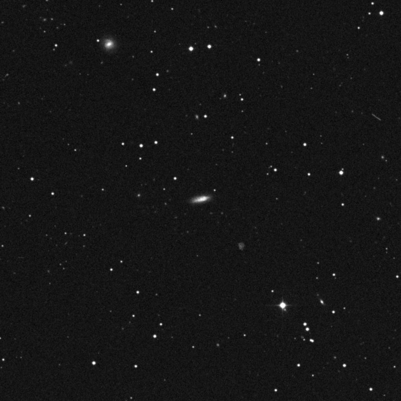 IC 1844 - Zoom