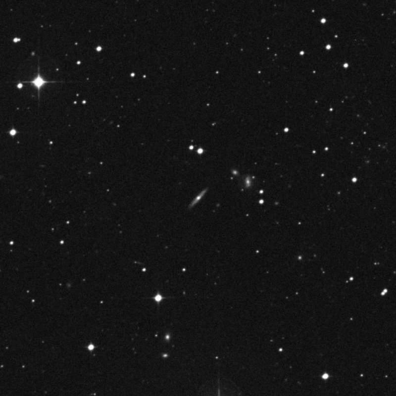 IC 1879 - Zoom