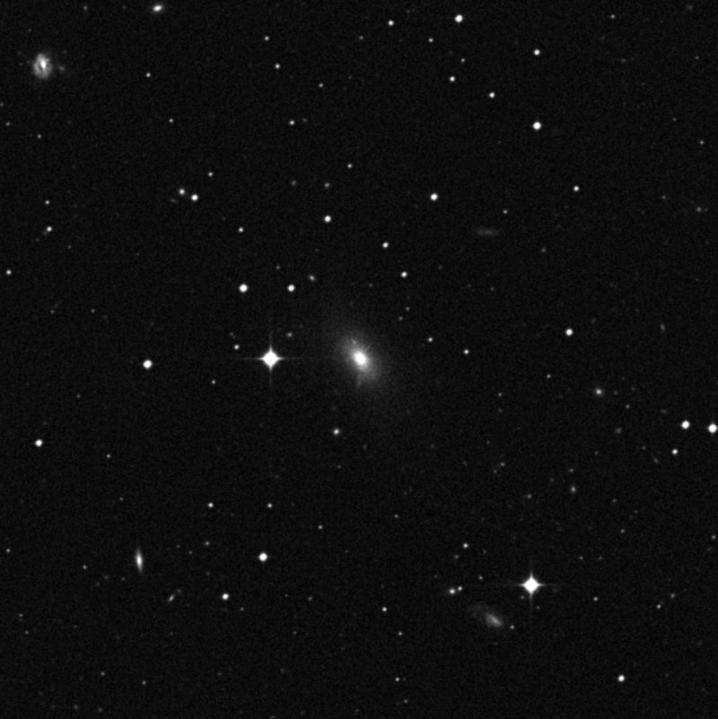 IC 1880 - Zoom